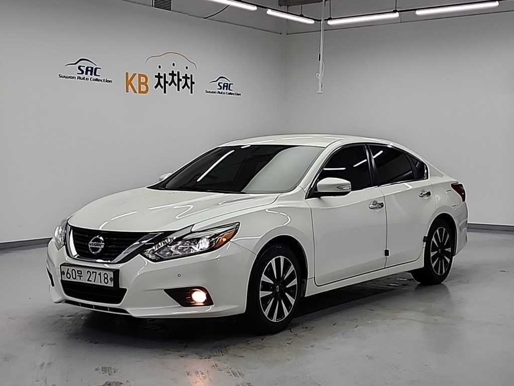 Nissan Altima 2018 Blanco - Importación desde Corea - HF Imports Iquique - Foto 1