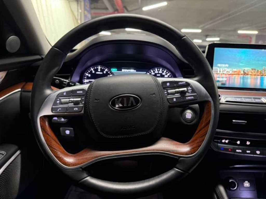 KIA K9 - Vista 7