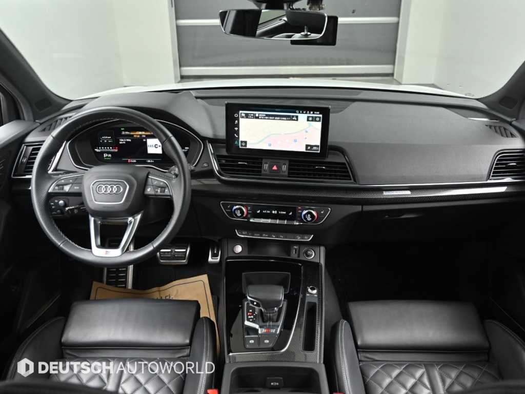 Audi SQ5 - Vista 7