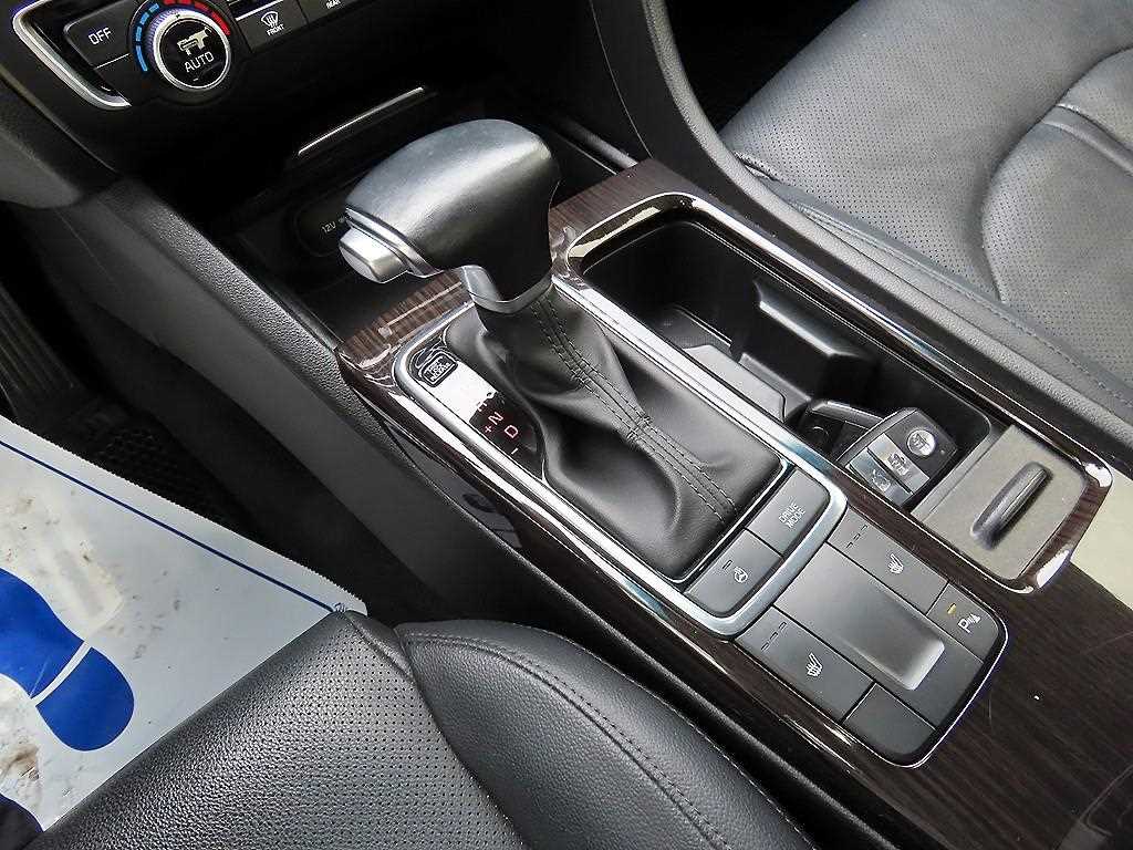 KIA K5 - Vista 10