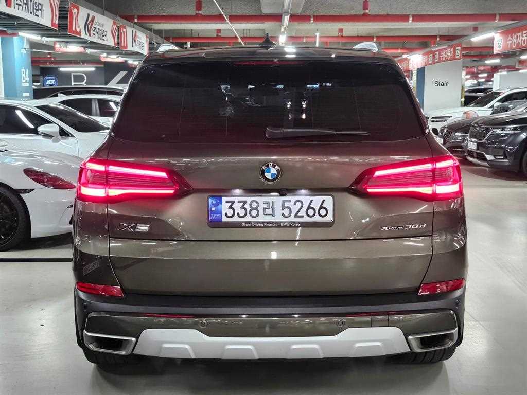 BMW X5 - Vista 4