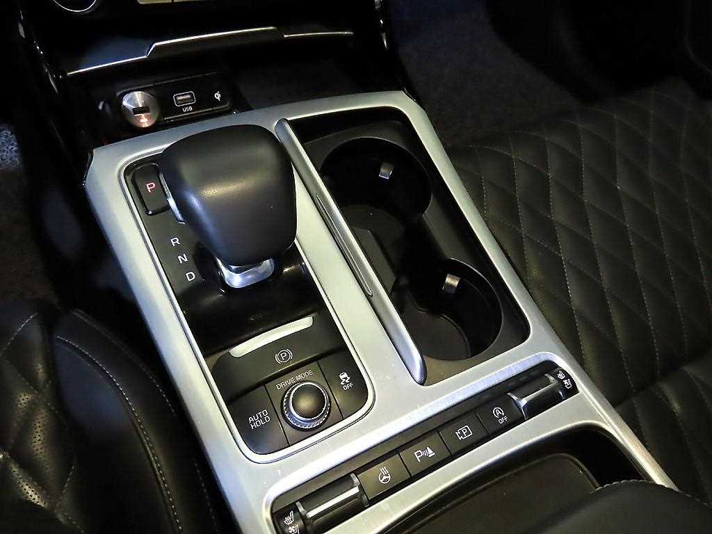 KIA Stinger - Vista 12