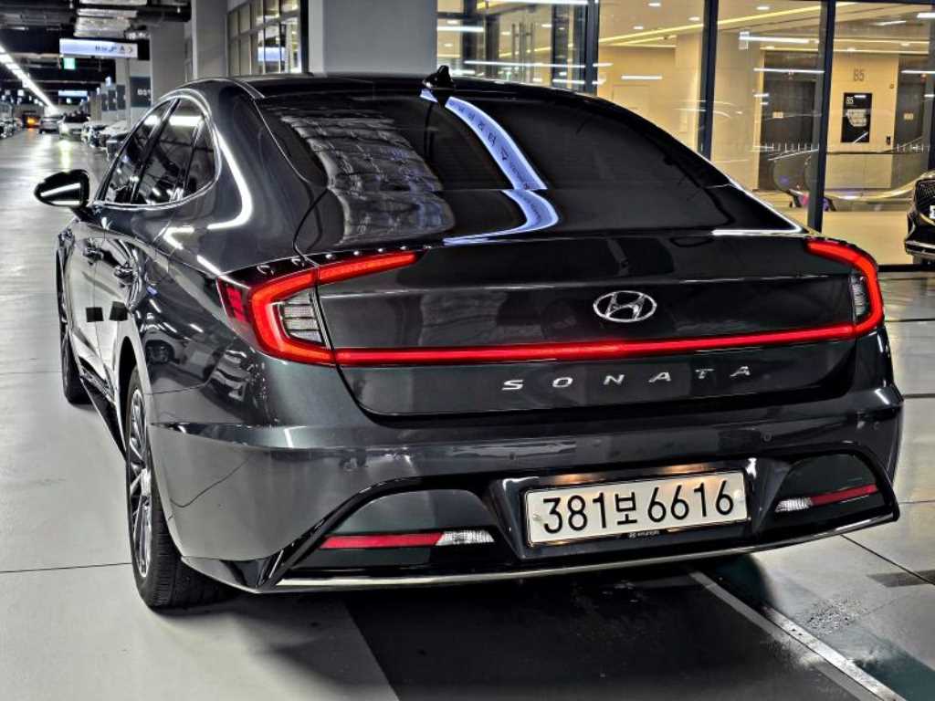 HYUNDAI Sonata - Vista 5