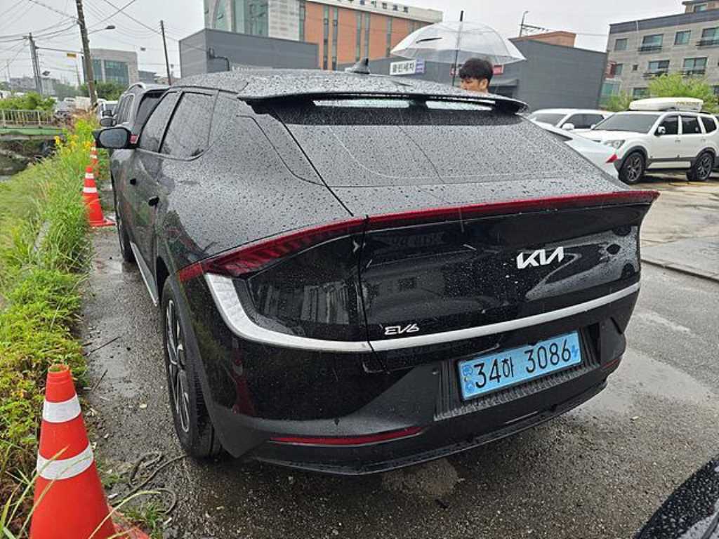 KIA EV6 - Vista 4