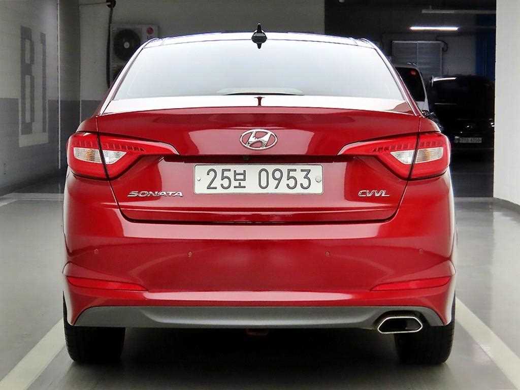 HYUNDAI Sonata - Vista 3