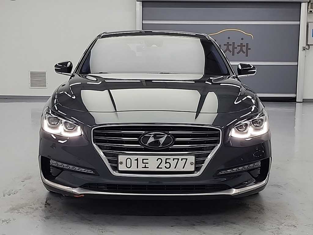 HYUNDAI Grandeur - Vista 2