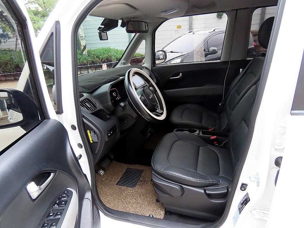 KIA Ray - Vista 5