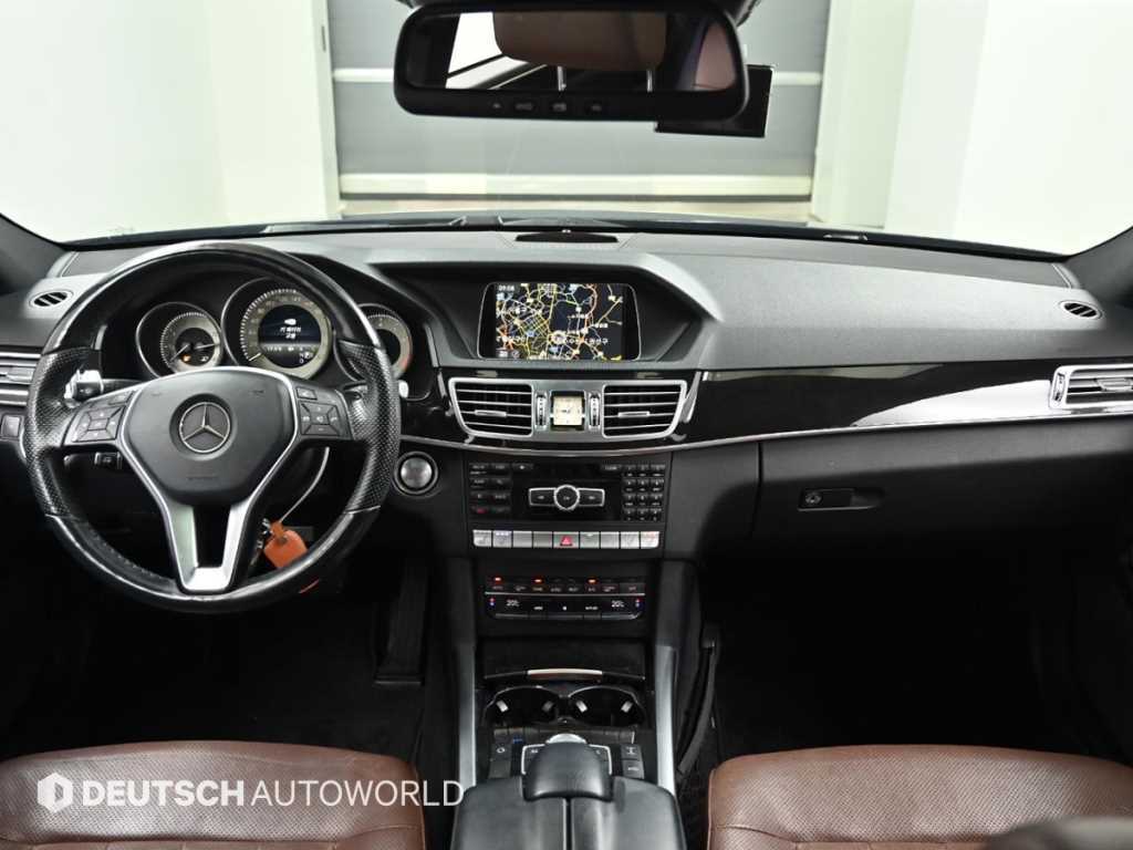 Mercedes Benz E class - Vista 7