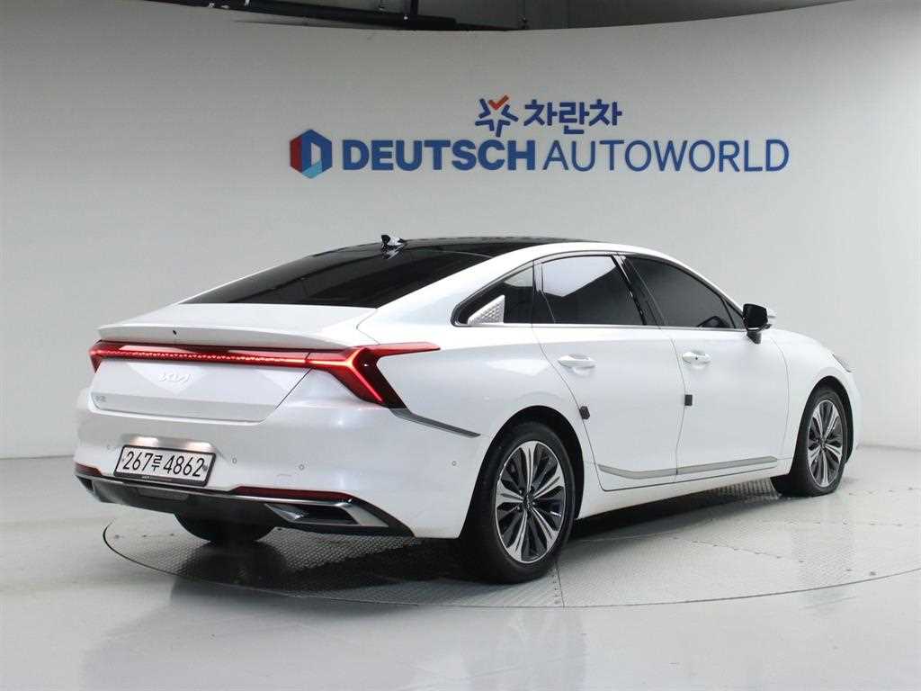 KIA K8 - Vista 2