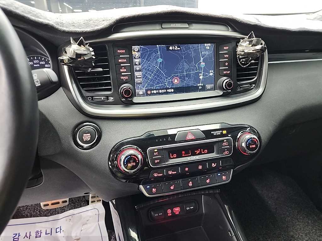 KIA Sorento - Vista 10