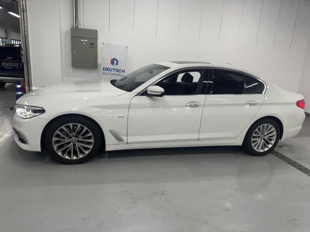 BMW 5 Series - Vista 3