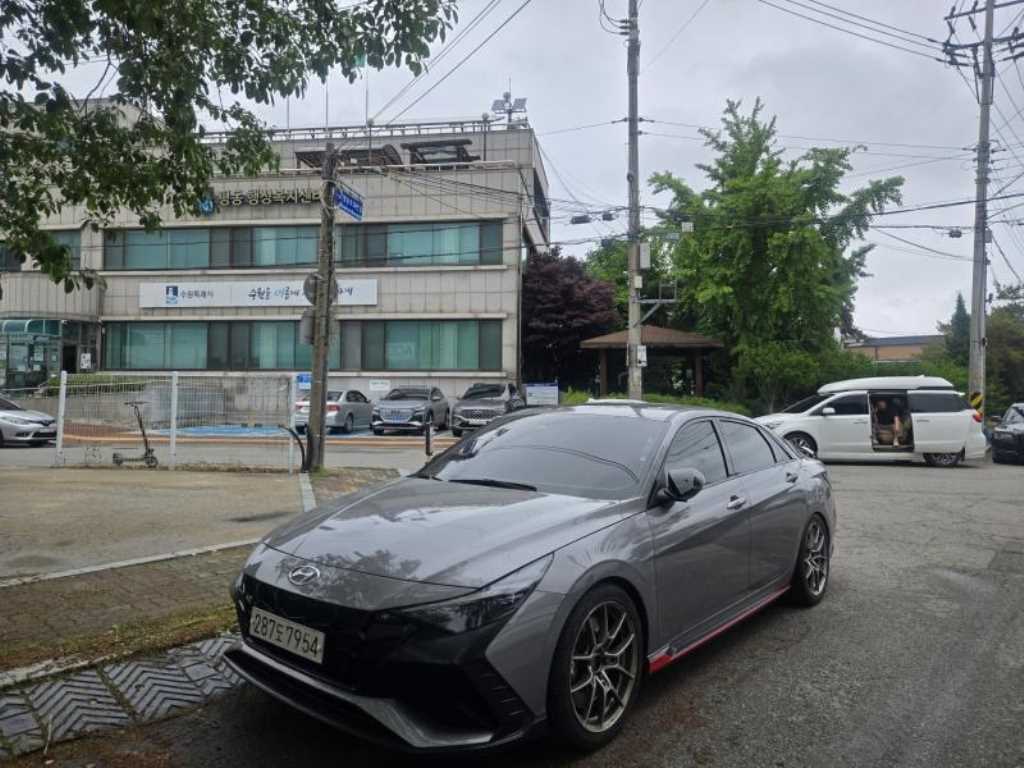 HYUNDAI Avante 2022 Gris - Importación desde Corea - HF Imports Iquique - Foto 1