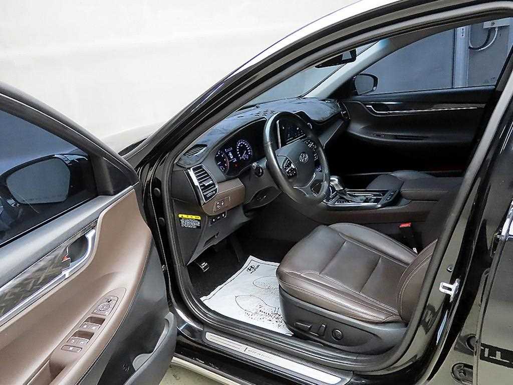 HYUNDAI Grandeur - Vista 5
