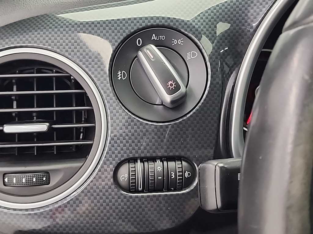 Volkswagen Beetle 2015 Rojo - Importación desde Corea - HF Imports Iquique - Foto 17