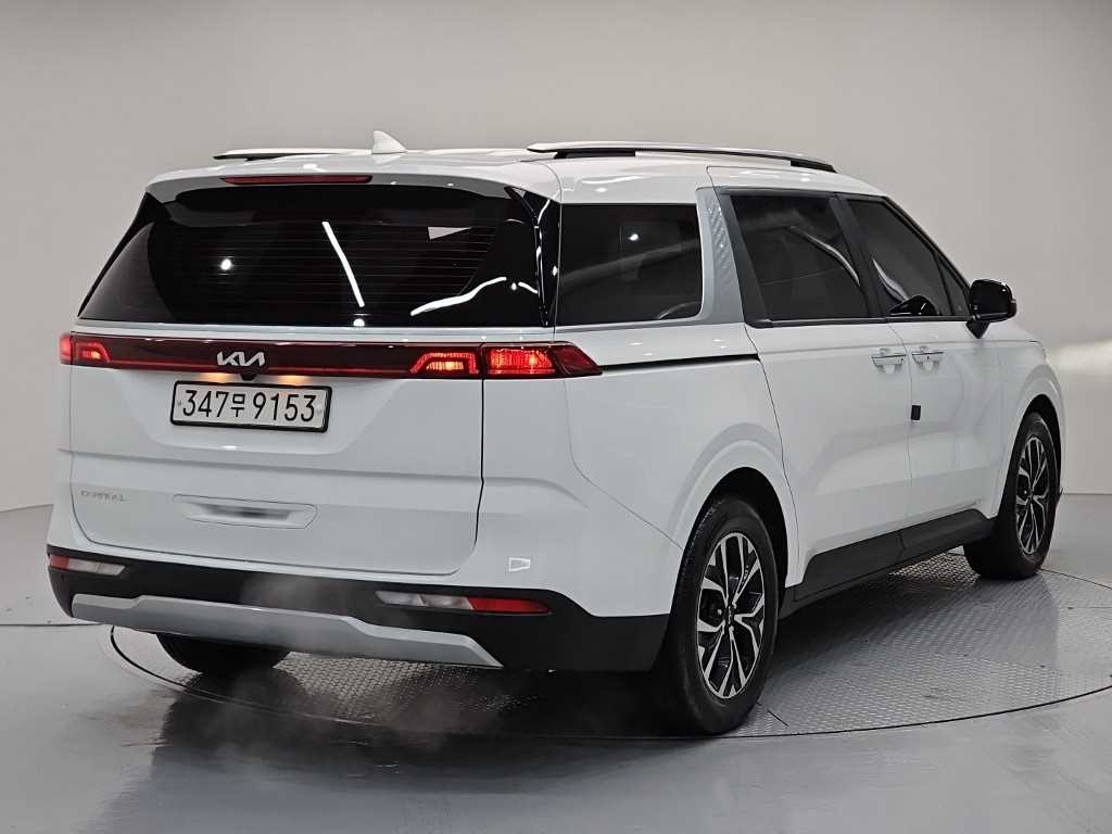 KIA Carnival - Vista 4