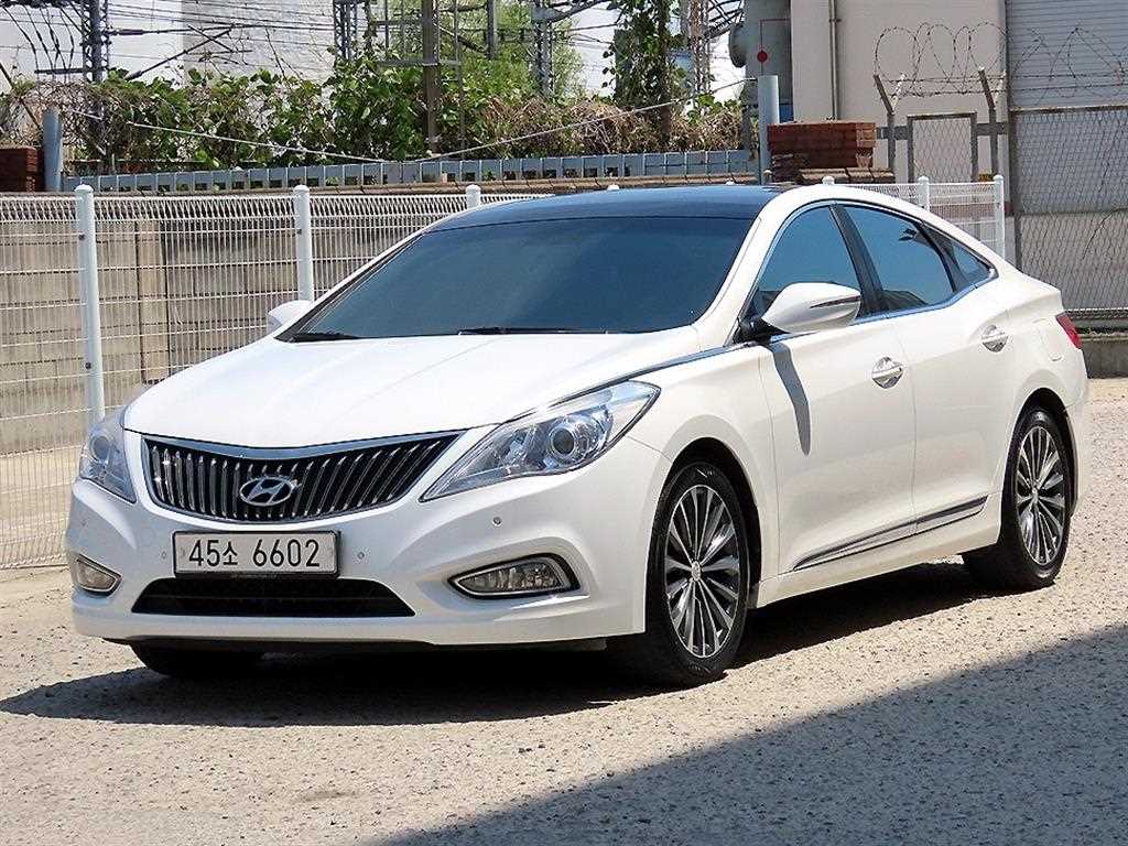 HYUNDAI Grandeur - Vista 2