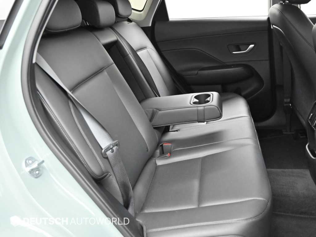 HYUNDAI Kona - Vista 12