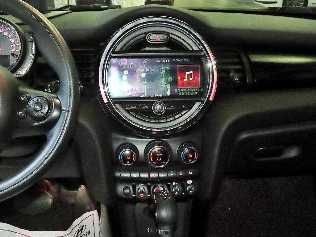 Mini Cooper - Vista 11
