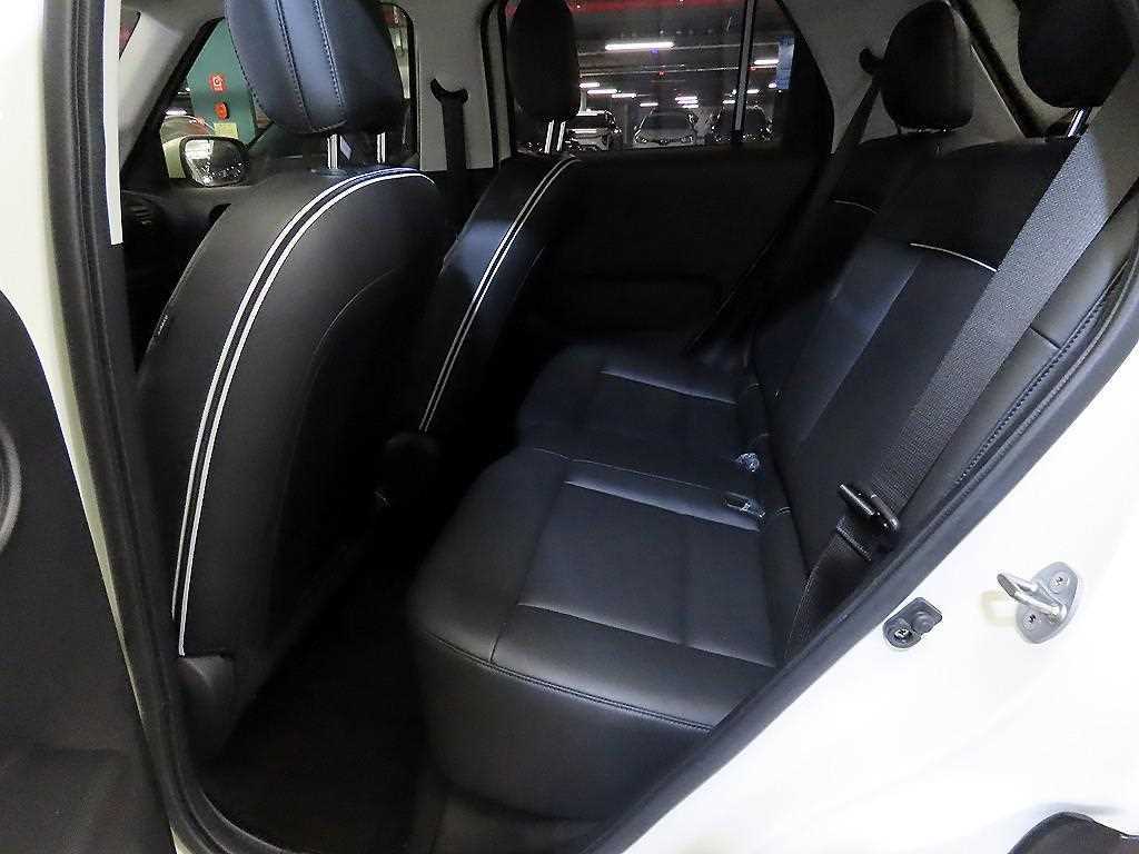 HYUNDAI Casper - Vista 7