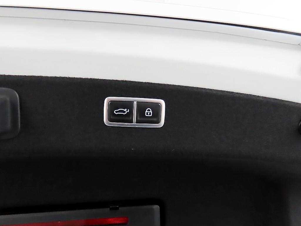 Genesis G80 2022 Blanco - Importación desde Corea - HF Imports Iquique - Foto 18