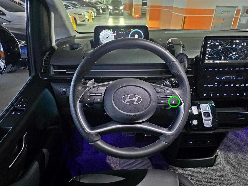 HYUNDAI Staria - Vista 12