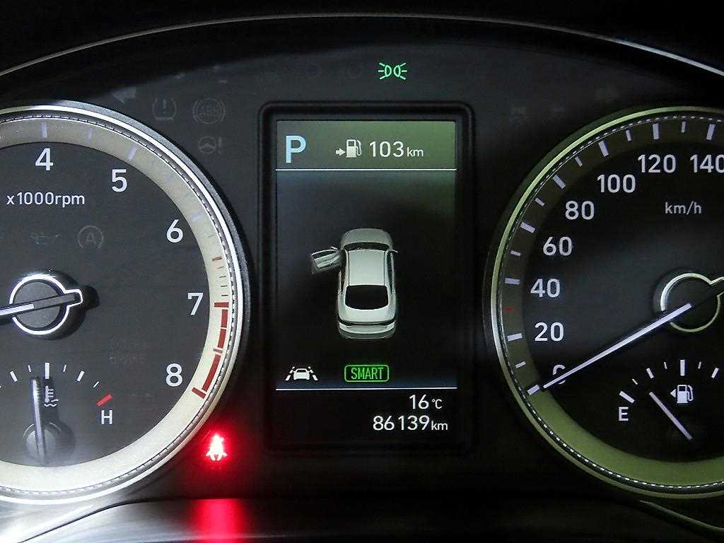 HYUNDAI Grandeur - Vista 9