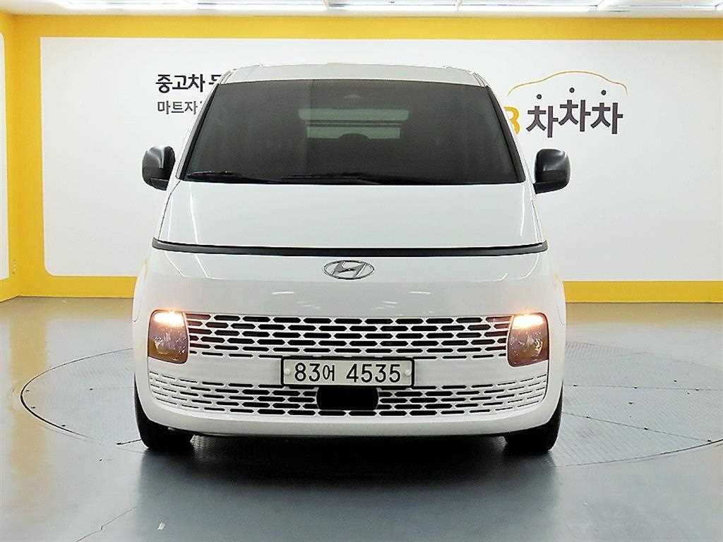 HYUNDAI Staria 2022 Blanco - Importación desde Corea - HF Imports Iquique - Foto 1
