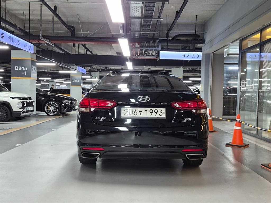 HYUNDAI Aslan - Vista 4