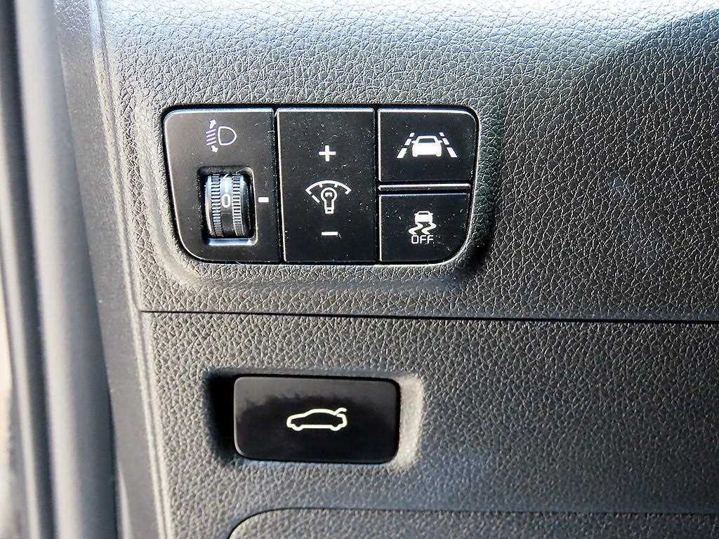 KIA K5 - Vista 12