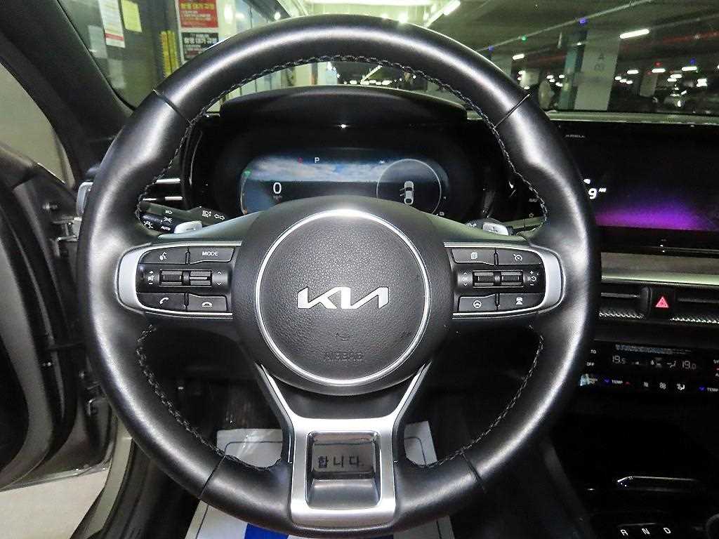 KIA K5 - Vista 8