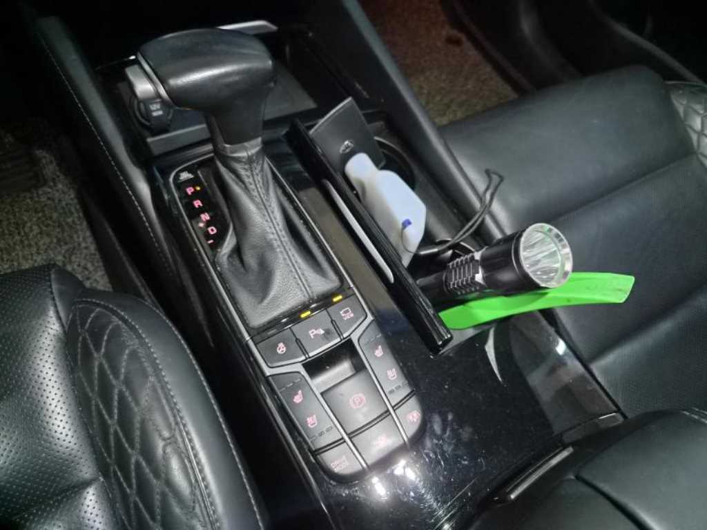 KIA K7 - Vista 8