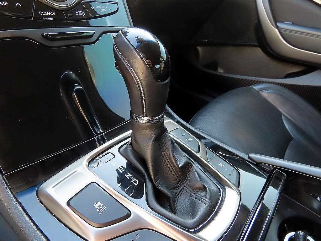 HYUNDAI Grandeur - Vista 11