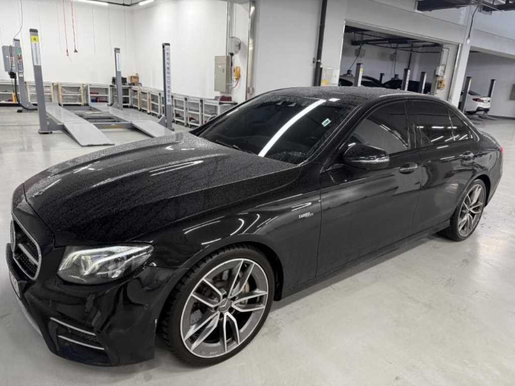 Mercedes Benz E class - Vista 2