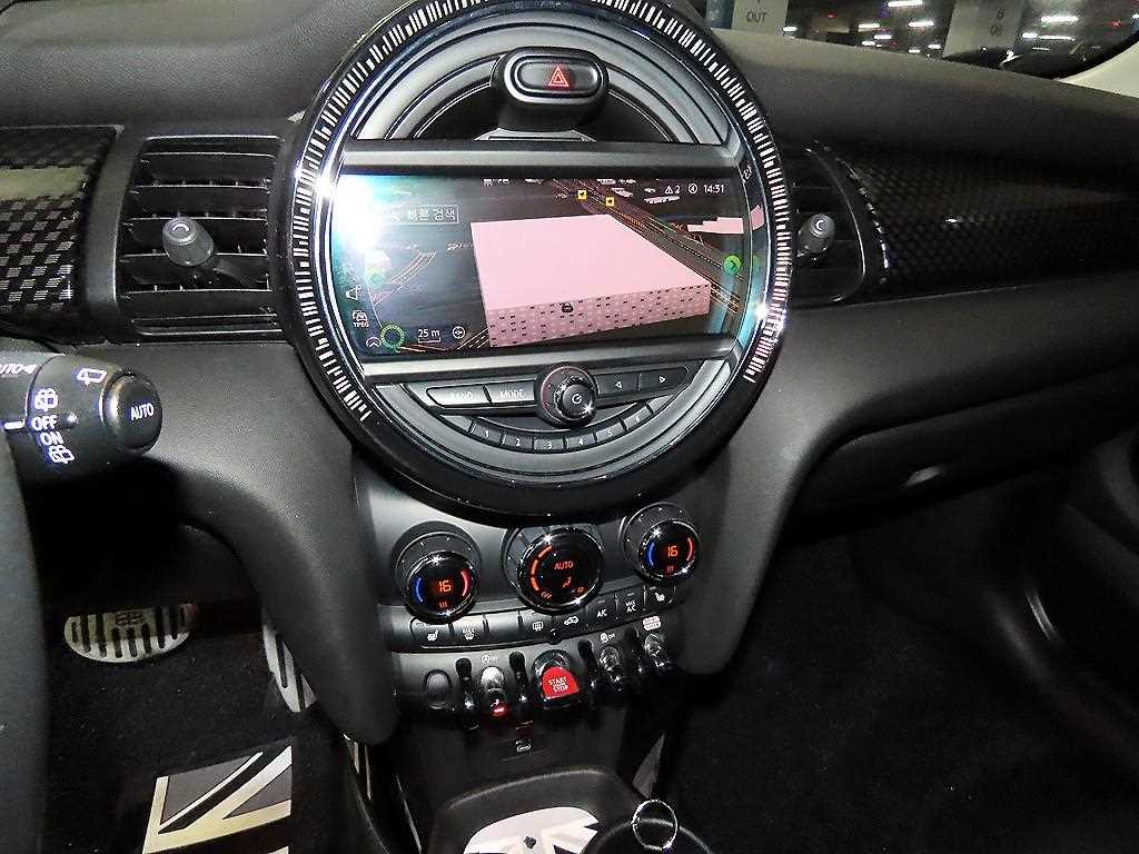 Mini Cooper - Vista 11