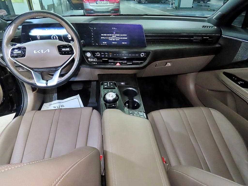 KIA K8 - Vista 10