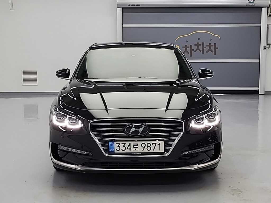 HYUNDAI Grandeur - Vista 2