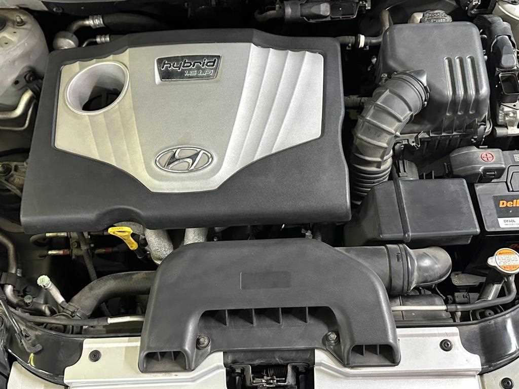 HYUNDAI Avante 2012 Plateado - Importación desde Corea - HF Imports Iquique - Foto 13