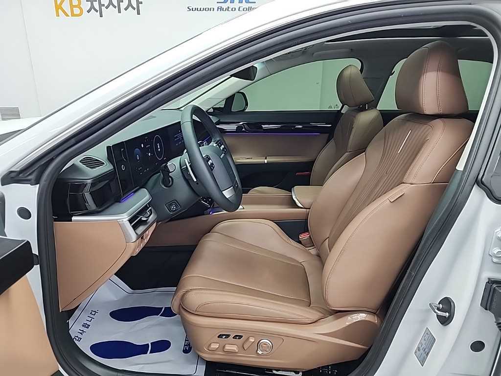 HYUNDAI Grandeur - Vista 11