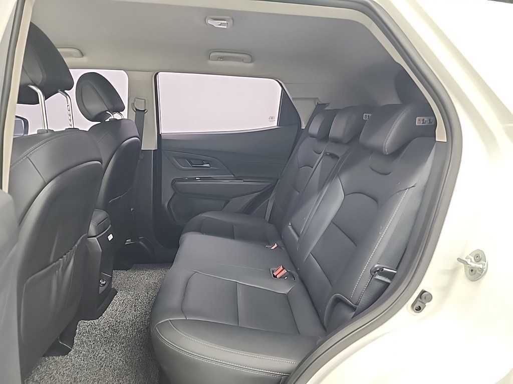 Ssangyong Korando - Vista 12