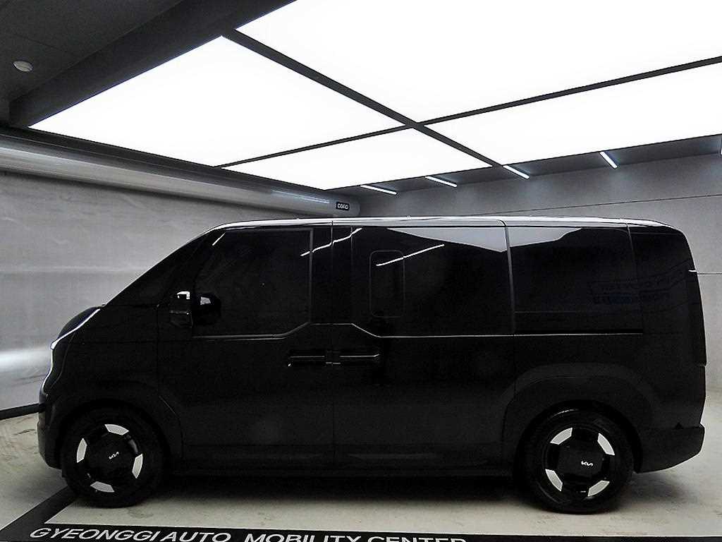 KIA PV5 - Vista 4
