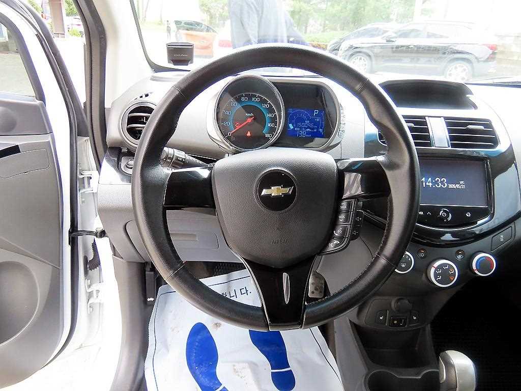 Chevrolet Spark - Vista 8