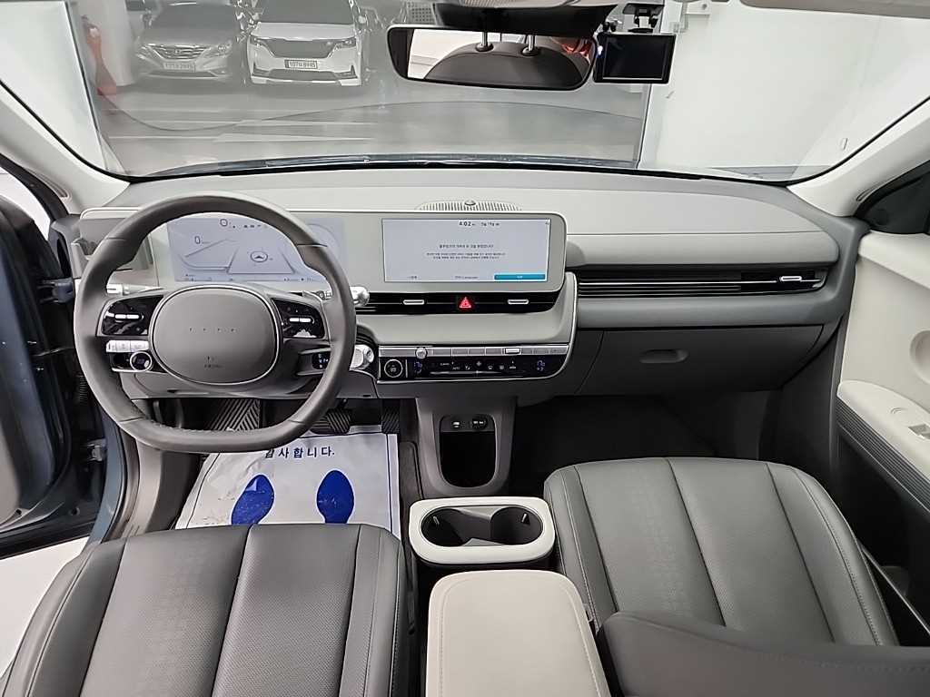 HYUNDAI Ioniq 5 - Vista 7