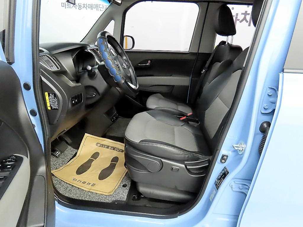 KIA Ray - Vista 5