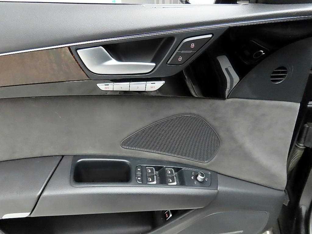 Audi A8 - Vista 11
