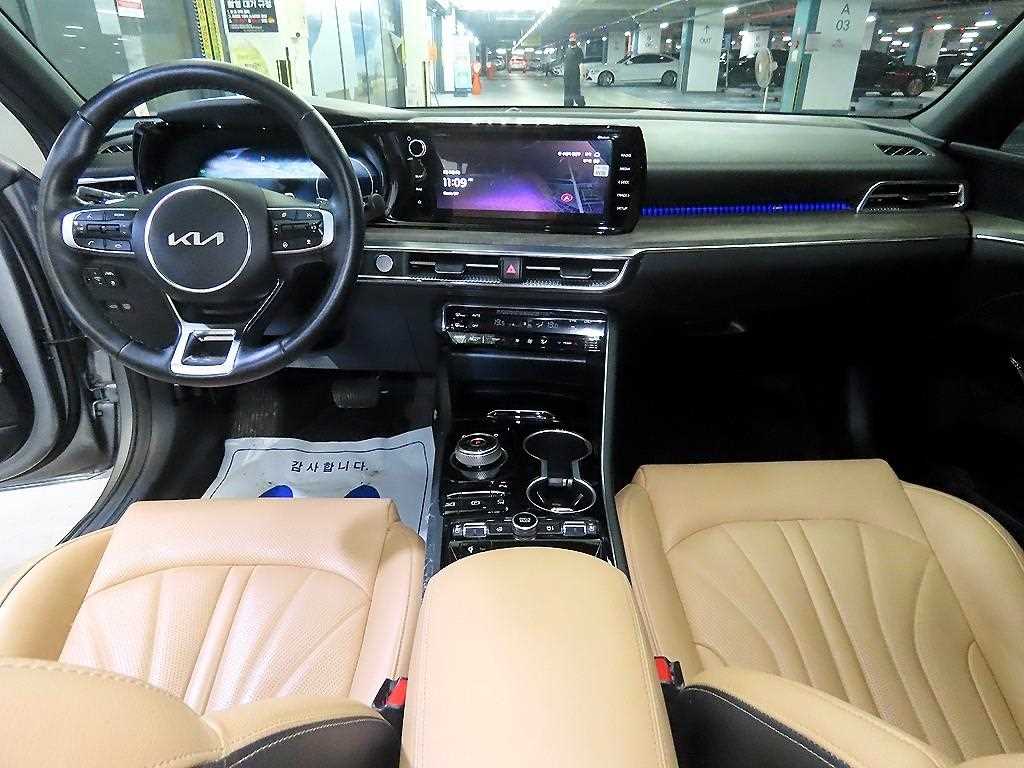 KIA K5 - Vista 10