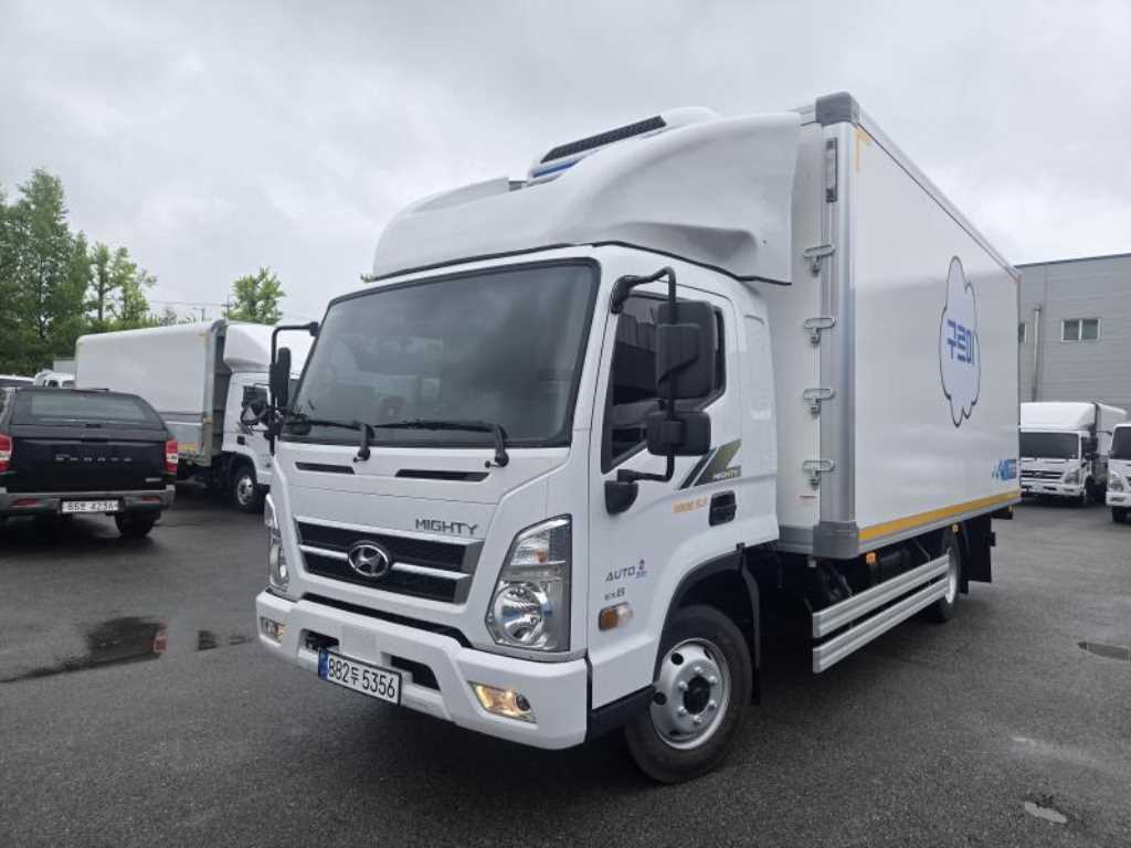 medium and large cargo truck 2026 Blanco - Importación desde Corea - HF Imports Iquique - Foto 1