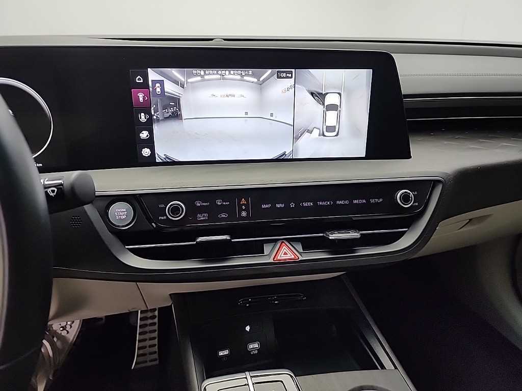 KIA K8 - Vista 10
