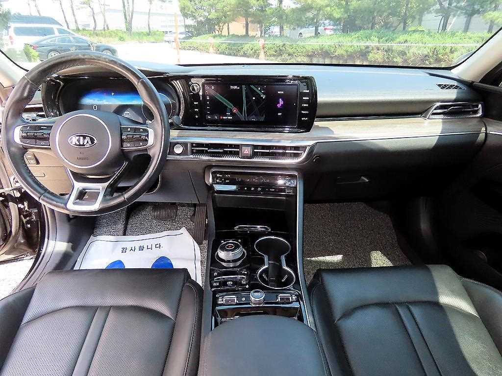KIA K5 - Vista 7