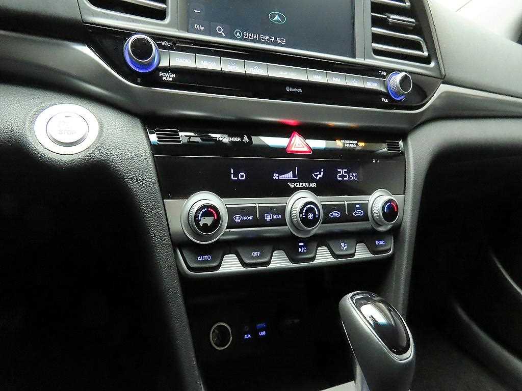 HYUNDAI Avante 2020 Blanco - Importación desde Corea - HF Imports Iquique - Foto 16
