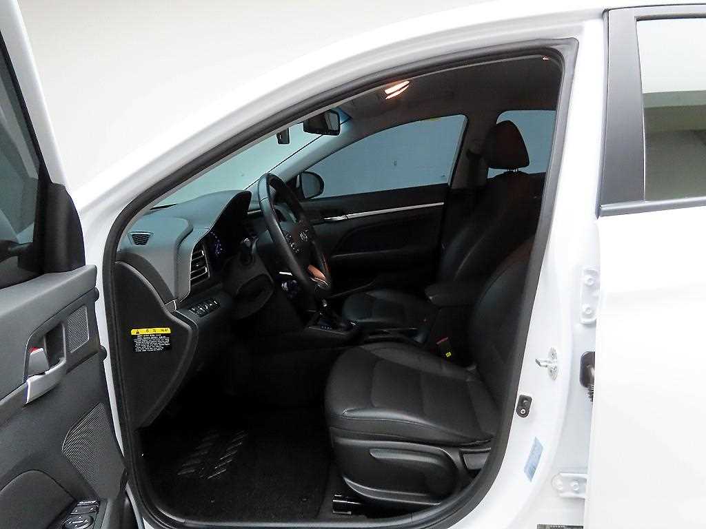HYUNDAI Avante 2020 Blanco - Importación desde Corea - HF Imports Iquique - Foto 13